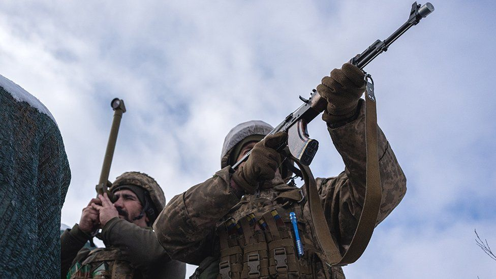 Ukraine tension: Could conflict escalate to war, and other questions - BBC  News