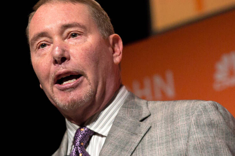 Billionaire Jeff Gundlach says bitcoin beats gold as 'stimulus asset' -  Financial News