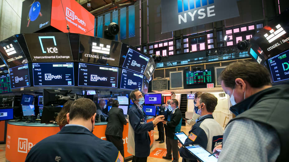 US Stock Market is staring at a potential rough autumn, analysts warn - TechStory