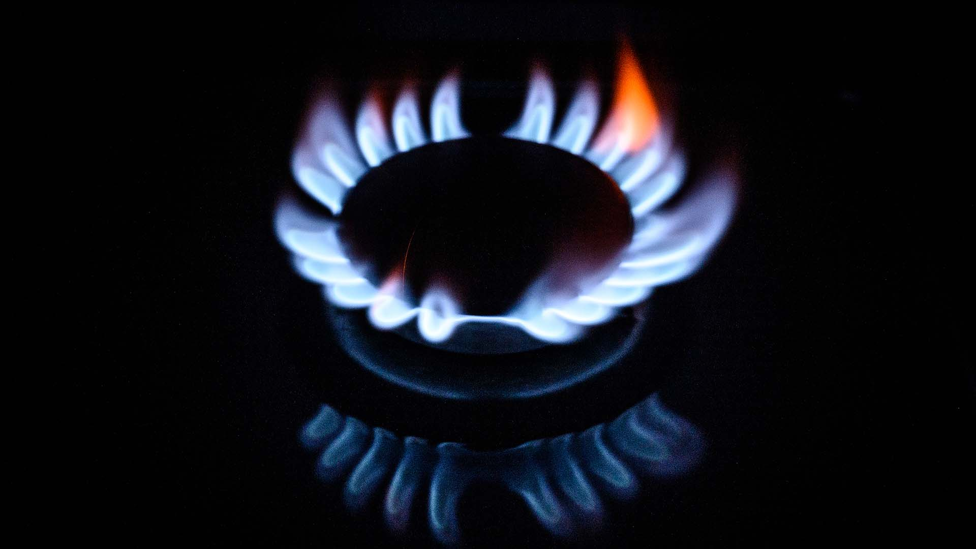 Giá năng lượng tăng khiến Anh bị khủng hoảng nguồn gas trước mùa đông - BBC  News Tiếng Việt