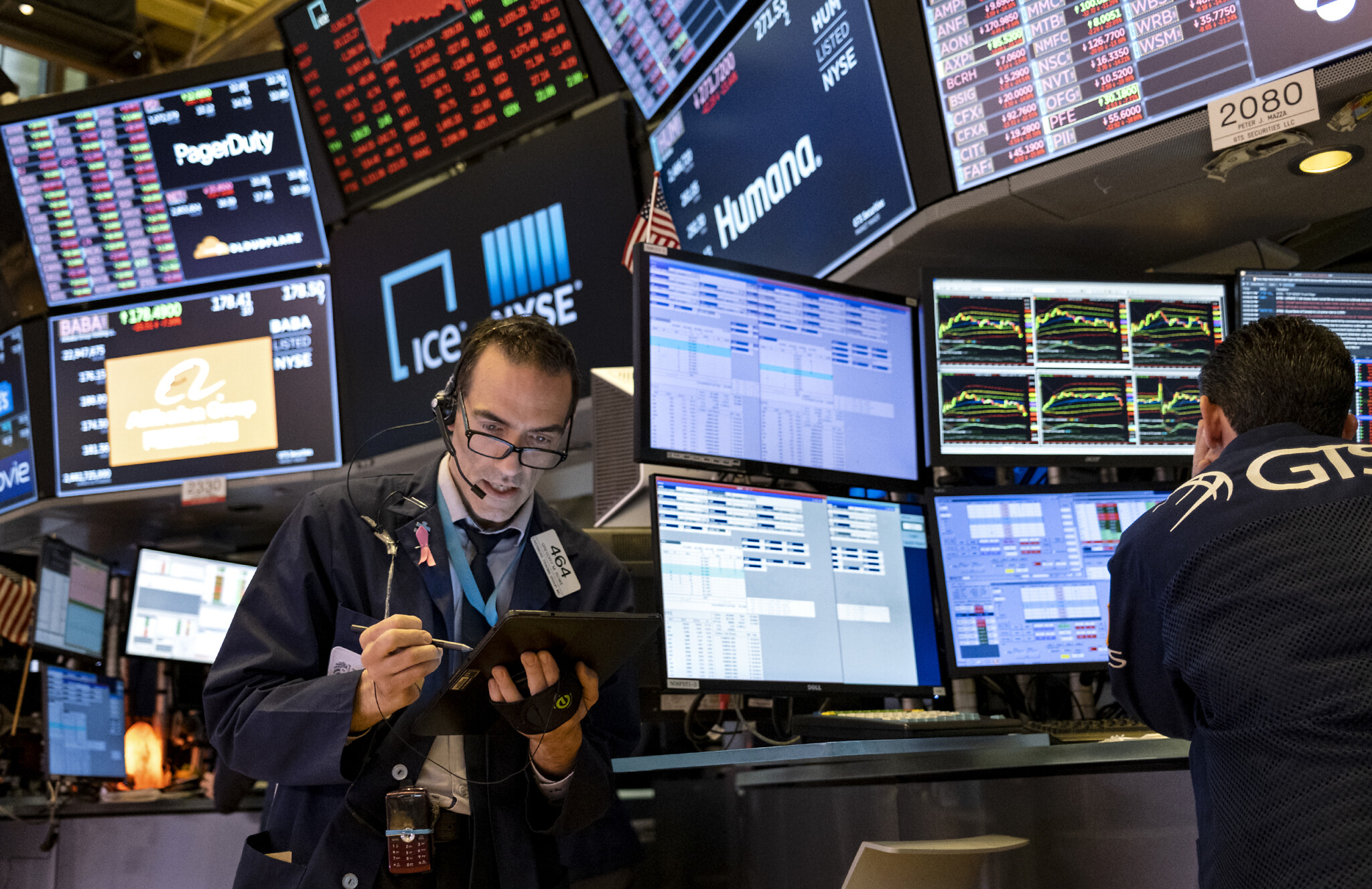 Nhận định S&P 500: Triển vọng tiêu cực do lo ngại suy thoái