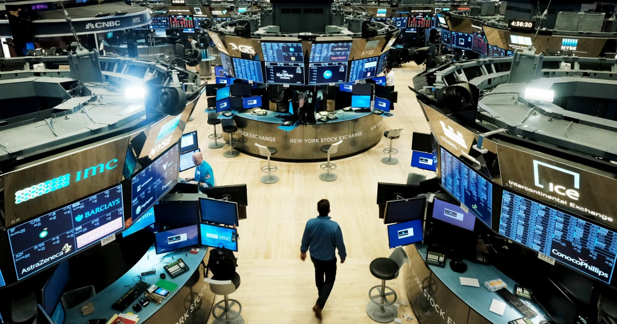 Silence on Wall Street: New York Stock Exchange prepares for all-electronic  trading