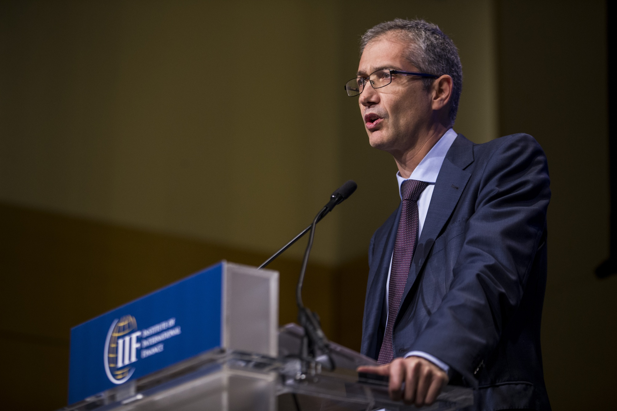 ECB's De Cos Says Keep Bond-Buying Flexibility After Pandemic - Bloomberg